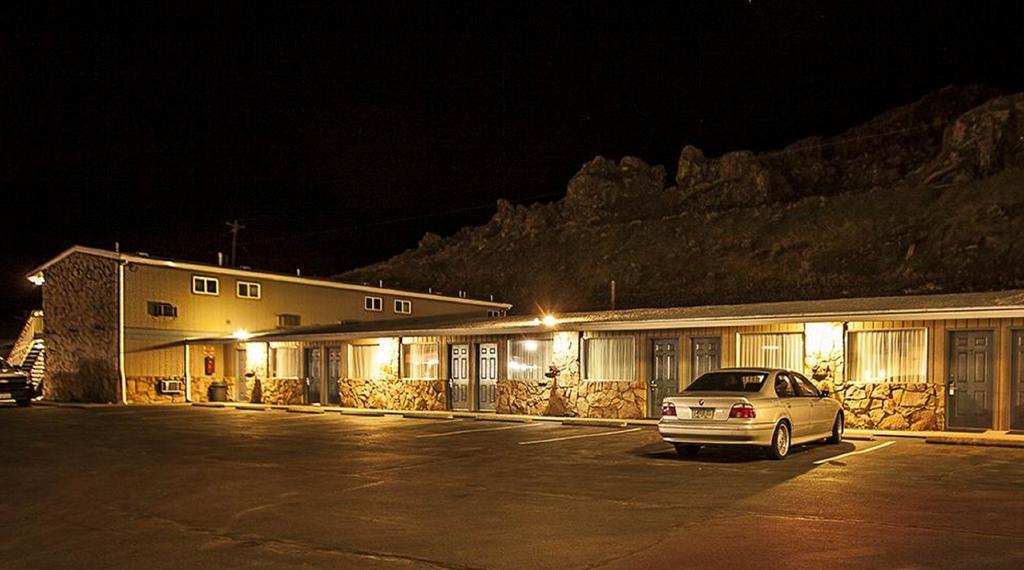 Three Rivers Inn Biggs Junction Bagian luar foto